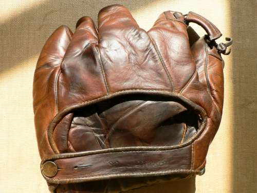 Rogers Hornsby Wilson 648L Back